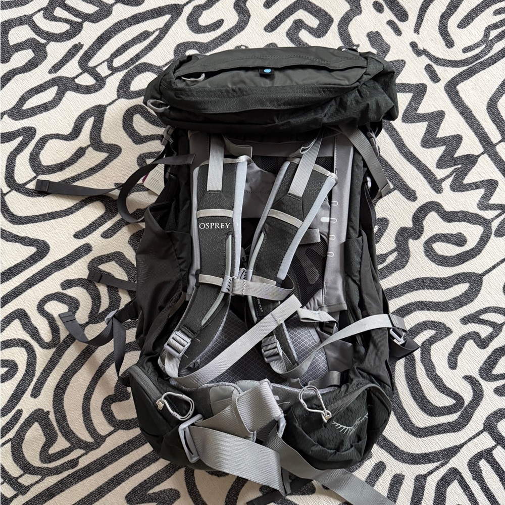 OSPREY Ariel 55 Womens XS/S Backpack - Picture 2 of 3